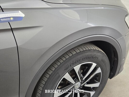Volkswagen Tiguan ACT Highline Business R 1.5 TSI 150pk 2019, N-374-LX