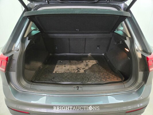 Volkswagen Tiguan ACT Highline Business R 1.5 TSI 150pk 2019, N-374-LX