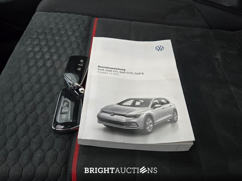 Volkswagen Golf GTI 45 Jahre Edition 2.0 TSI 301pk 2022, T-520-ZK