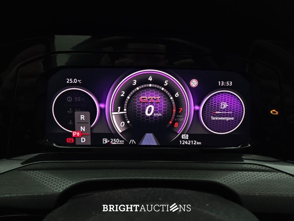 Volkswagen Golf GTI 45 Jahre Edition 2.0 TSI 301pk 2022, T-520-ZK