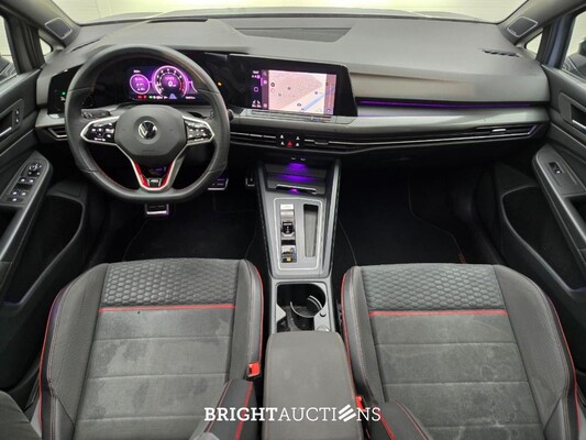 Volkswagen Golf GTI 45 Jahre Edition 2.0 TSI 301pk 2022, T-520-ZK
