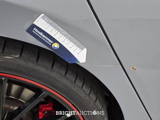 Volkswagen Golf GTI 45 Jahre Edition 2.0 TSI 301pk 2022, T-520-ZK