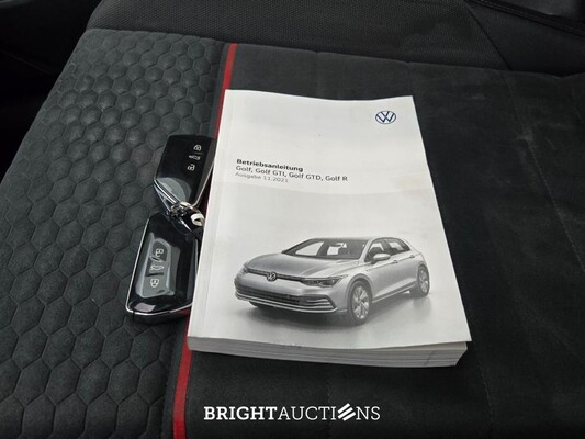 Volkswagen Golf GTI 45 Jahre Edition 2.0 TSI 301pk 2022, T-520-ZK