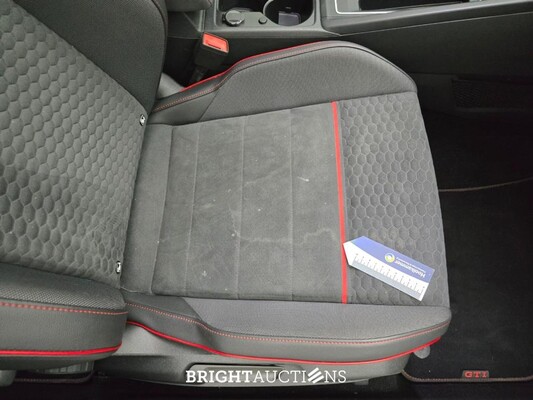 Volkswagen Golf GTI 2.0 TSI 301pk 2022, HGK-73-B