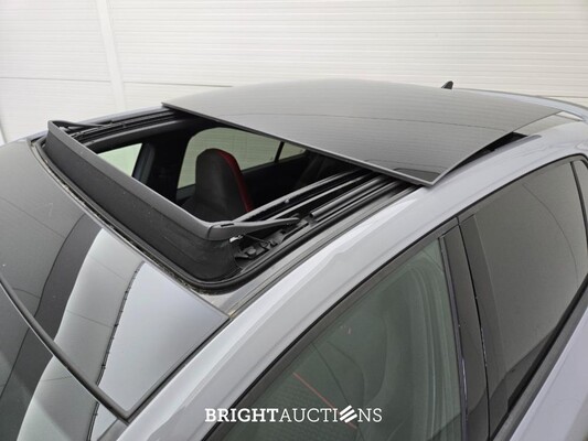 Volkswagen Golf GTI 2.0 TSI 301pk 2022, HGK-73-B