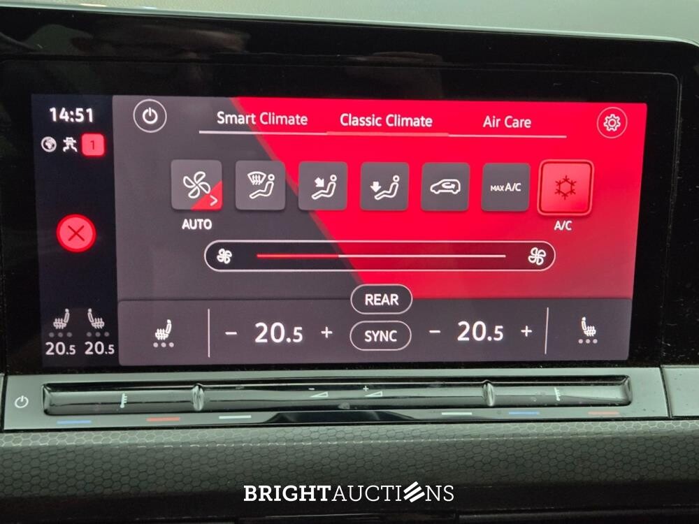 Volkswagen Golf GTI 2.0 TSI 245pk 2021, T-556-JP