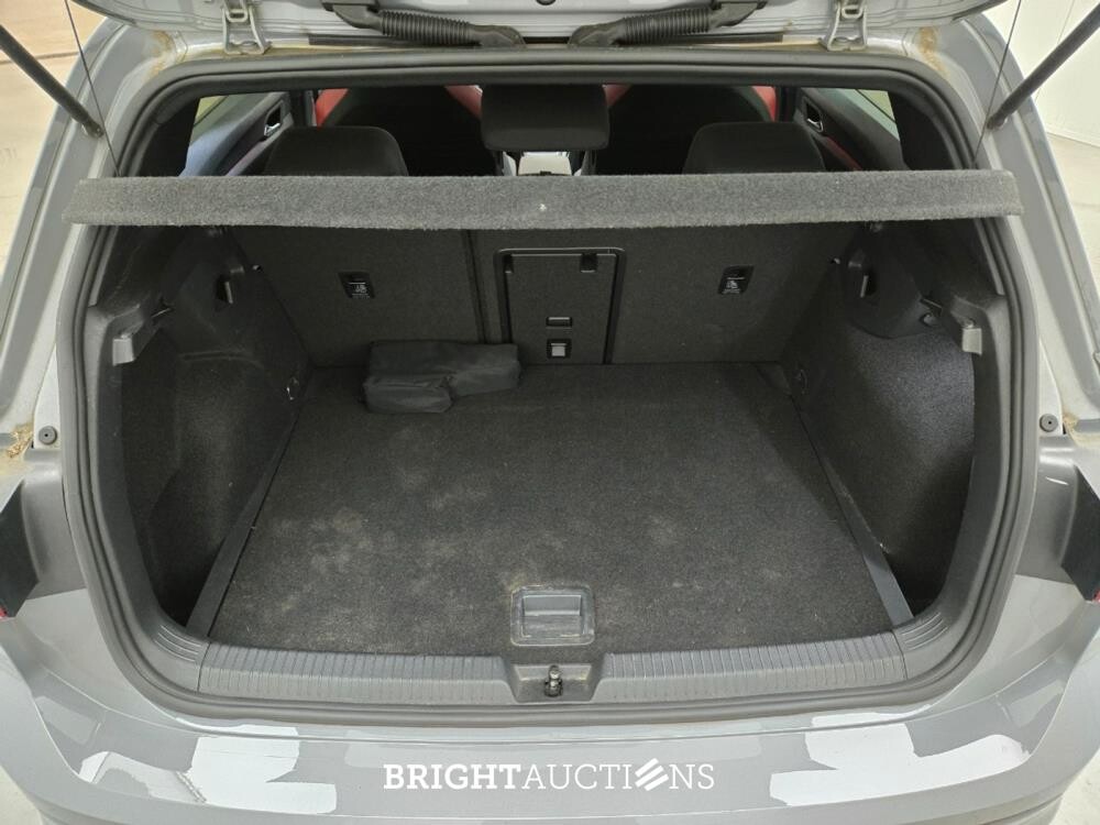 Volkswagen Golf GTI 2.0 TSI 245pk 2021, T-556-JP