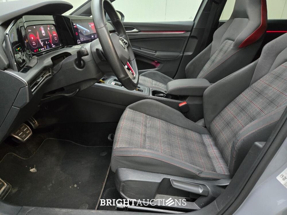Volkswagen Golf GTI 2.0 TSI 245pk 2021, T-556-JP