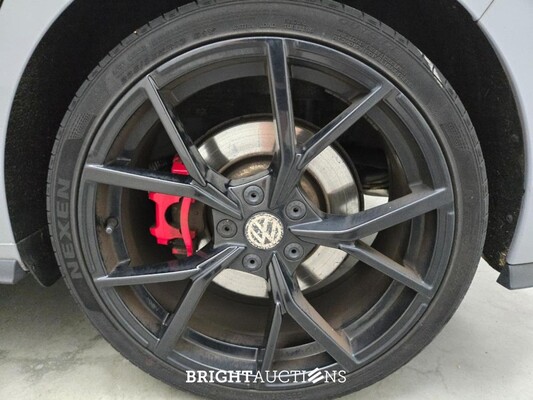 Volkswagen Golf GTI 2.0 TSI 245pk 2021, T-556-JP