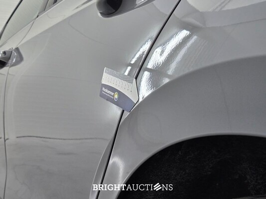Volkswagen Golf eHybrid GTE 1.4 258pk 2020, T-075-DG