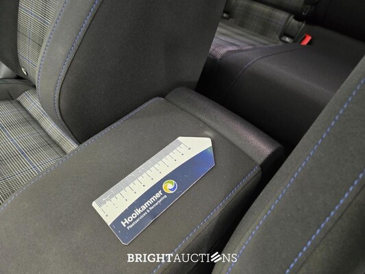 Volkswagen Golf eHybrid GTE 1.4 258pk 2020, T-075-DG