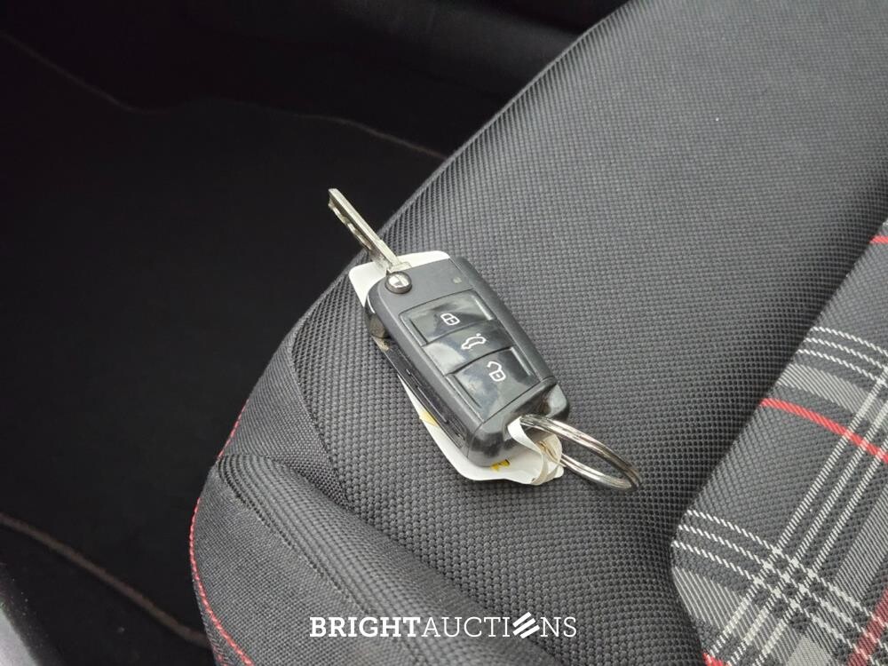 Volkswagen Polo GTI 2.0 TSI 200pk 2020, GKF-44-N