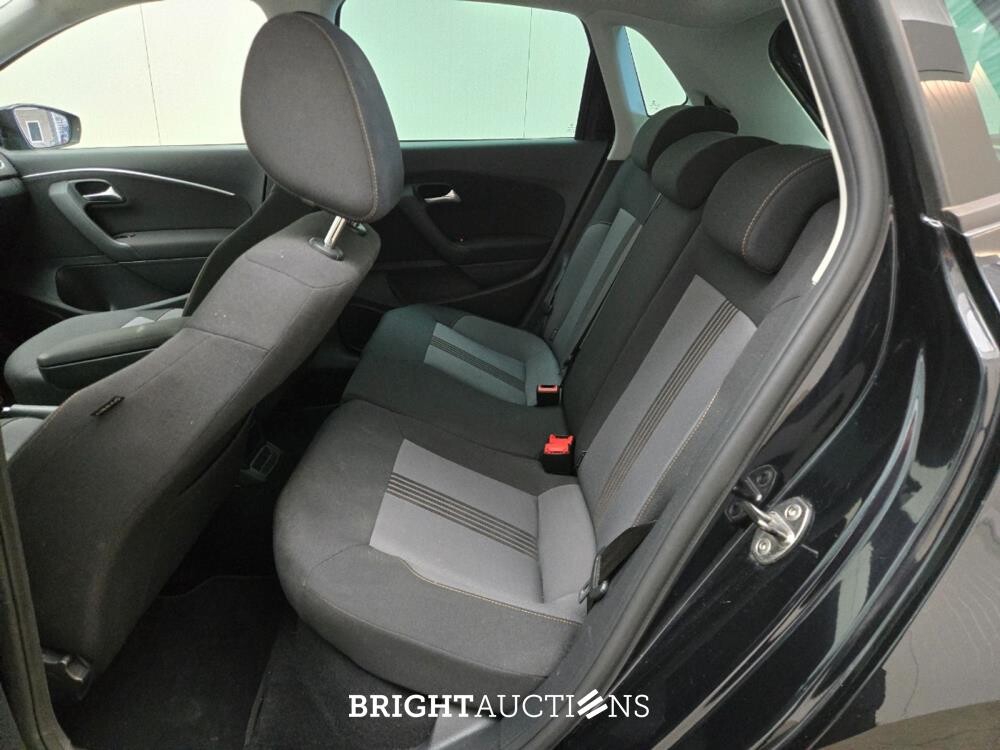 Volkswagen Polo Highline 1.2 TSI 90pk 2017, HDS-79-L