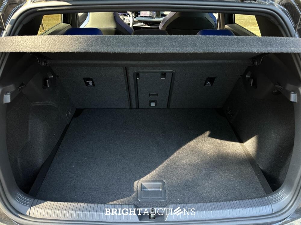  Volkswagen Golf R VIII 2.0 TSI 4Motion 320pk 2023 (Golf 8, MK8, VIII)