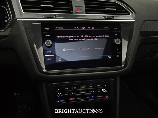 Volkswagen Tiguan eHybrid R-Line Business 1.4 TSI 265pk 2023 (Origineel-NL), T-243-DH