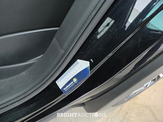 Volkswagen Tiguan eHybrid R-Line Business 1.4 TSI 265pk 2023 (Origineel-NL), T-243-DH