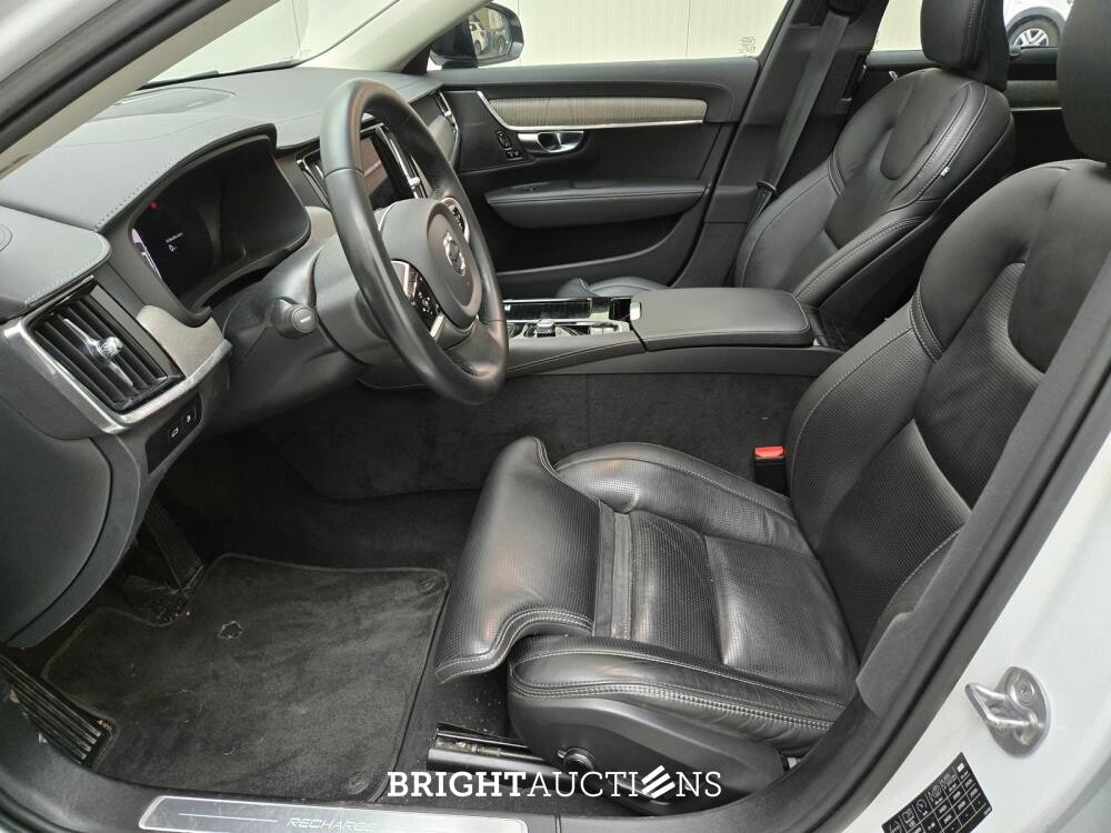 Volvo V90 T6 Plug-in Hybrid Ultimate Bright 2.0 AWD 398pk 2022 (Origineel-NL), P-982-ZL