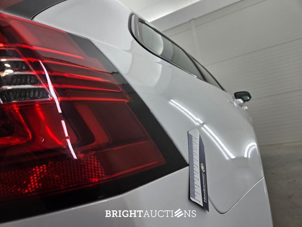 Volvo V90 T6 Plug-in Hybrid Ultimate Bright 2.0 AWD 398pk 2022 (Origineel-NL), P-982-ZL