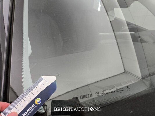 Peugeot 2008 Blue Lease Allure 1.2 PureTech 131pk 2021 (Origineel-NL), L-092-XD