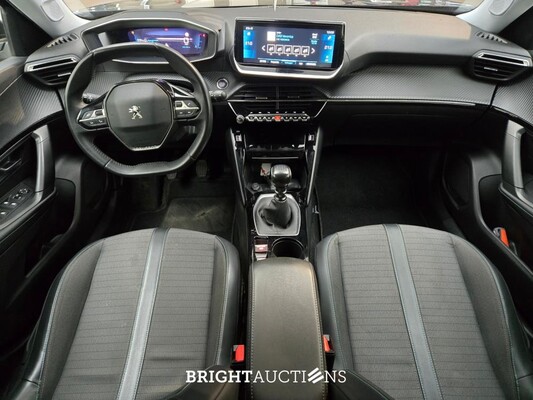 Peugeot 2008 Blue Lease Allure 1.2 PureTech 131pk 2021 (Origineel-NL), L-092-XD