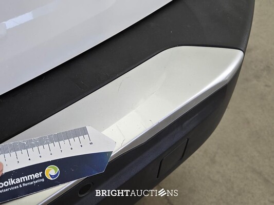 Peugeot 2008 Blue Lease Active 1.2 PureTech 102pk 2021 (Origineel-NL), K-828-KD
