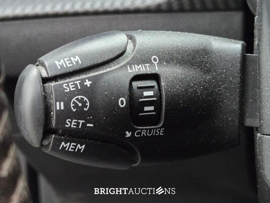 Peugeot 2008 Blue Lease Active 1.2 PureTech 102pk 2021 (Origineel-NL), K-828-KD