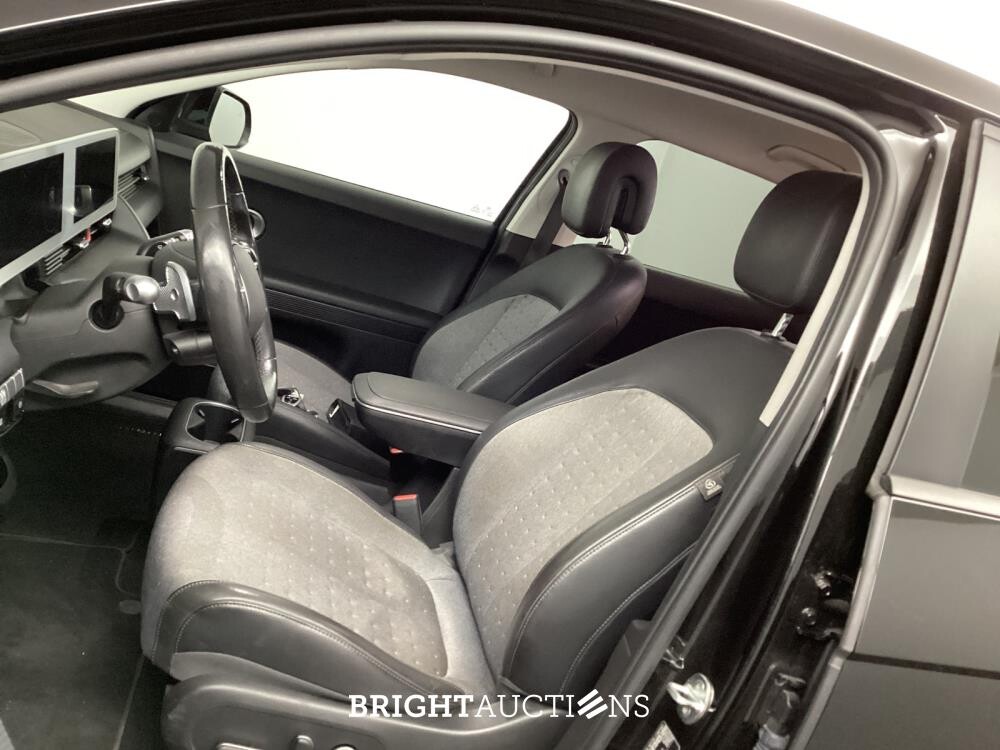 Hyundai IONIQ 5 Connect 73 kWh 218pk 2022 (Origineel-NL), P-414-LP