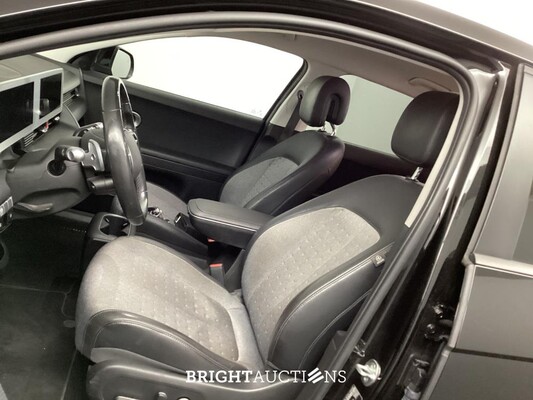 Hyundai IONIQ 5 Connect 73 kWh 218pk 2022 (Origineel-NL), P-414-LP