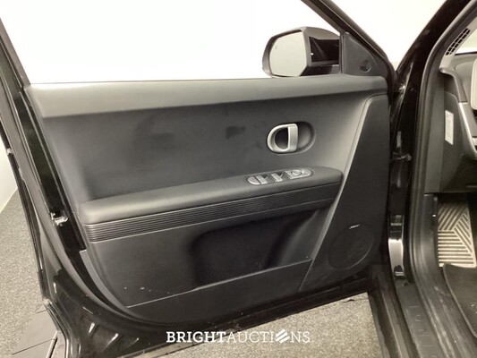Hyundai IONIQ 5 Connect 73 kWh 218pk 2022 (Origineel-NL), P-414-LP