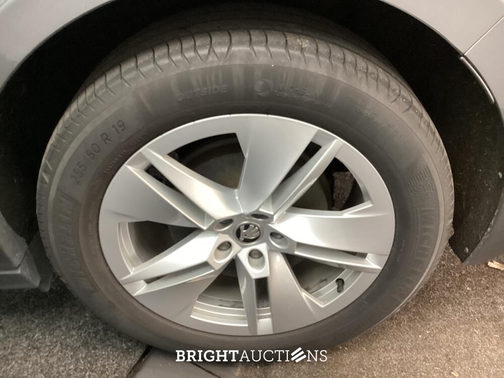 Škoda Enyaq iV 80 204pk 2022 (Origineel-NL), P-884-LK