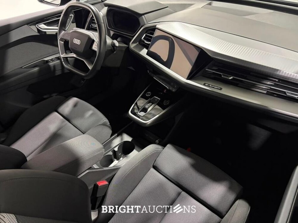 Audi Q4 e-tron 40 Advanced edition 77 kWh 204pk 2023 (Origineel-NL), T-429-FB