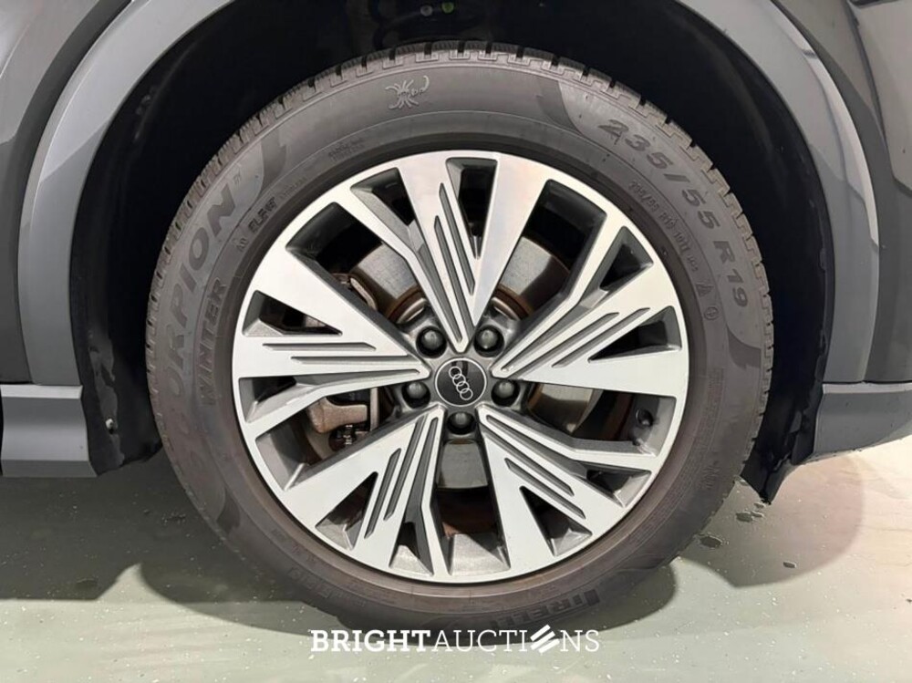 Audi Q4 e-tron 40 Advanced edition 77 kWh 204pk 2023 (Origineel-NL), T-429-FB