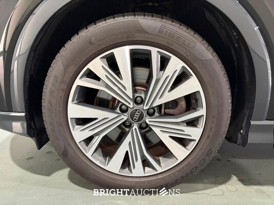 Audi Q4 e-tron 40 Advanced edition 77 kWh 204pk 2023 (Origineel-NL), T-429-FB
