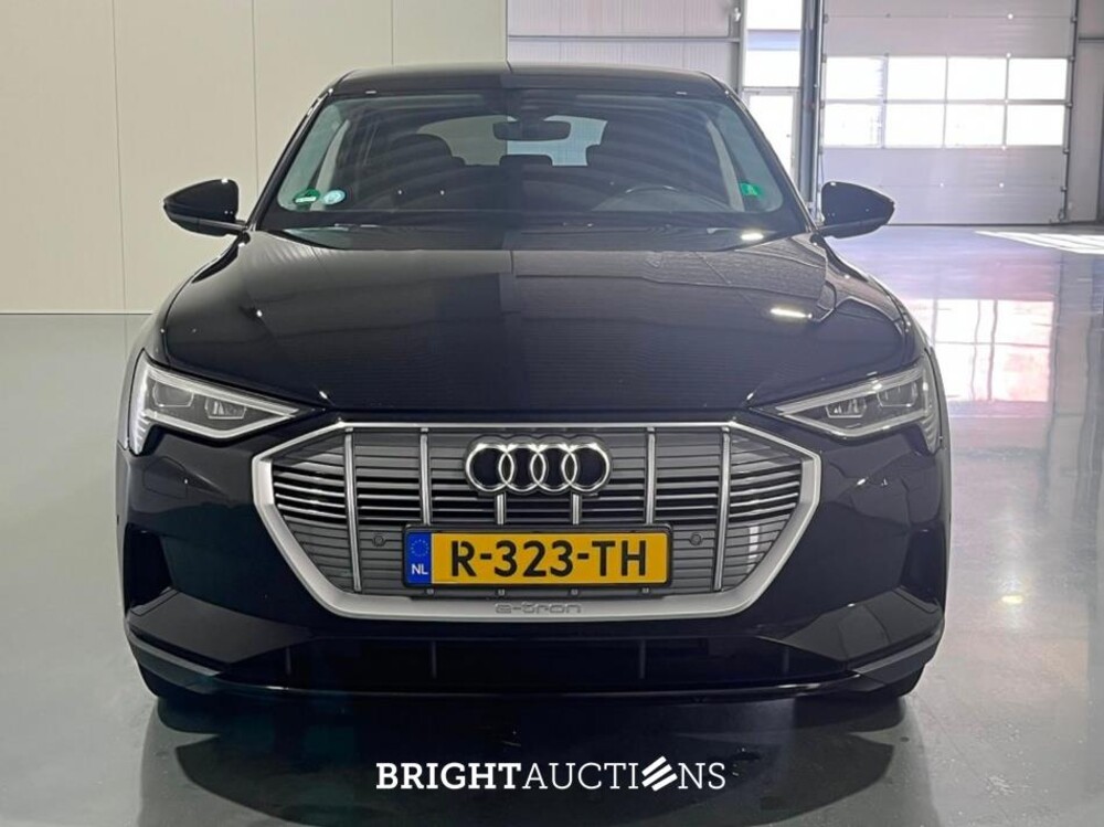 Audi e-tron 55 edition Quattro 95 kWh 408pk 2022 (Origineel-NL), R-323-TH