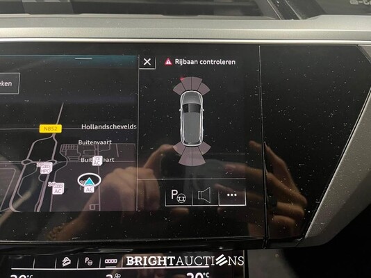 Audi e-tron 55 edition Quattro 95 kWh 408pk 2022 (Origineel-NL), R-323-TH