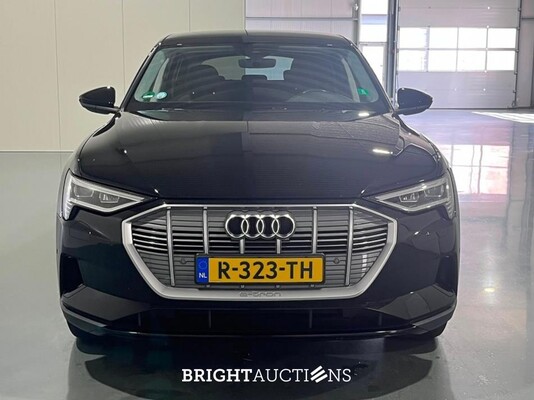 Audi e-tron 55 edition Quattro 95 kWh 408pk 2022 (Origineel-NL), R-323-TH