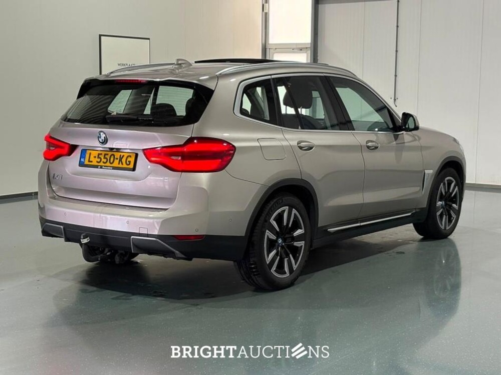 BMW iX3 Executive 80 kWh 286pk 2021 (Origineel-NL), L-550-KG