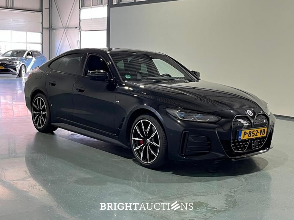 BMW i4 eDrive40 High Executive M-pakket 84 kWh 340pk 2022 (Origineel-NL), P-852-VB