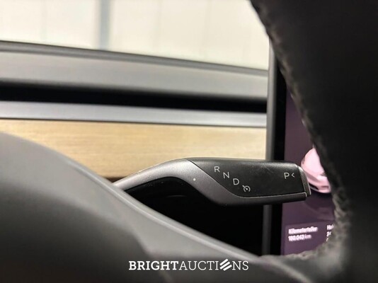 Tesla Model Y RWD 58 kWh 238pk 2023 (Origineel-NL), T-459-KD