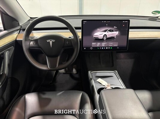 Tesla Model Y RWD 58 kWh 238pk 2023 (Origineel-NL), T-459-KD