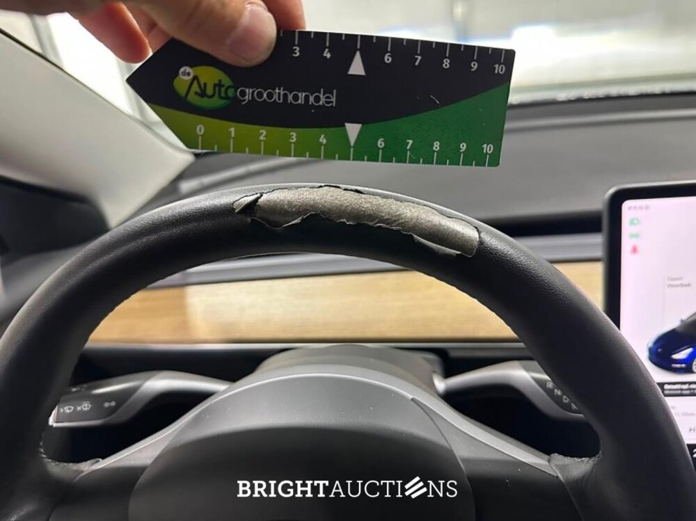 Tesla Model 3 Standard RWD Plus 60 kWh 238pk 2021 (Origineel-NL), N-817-RN