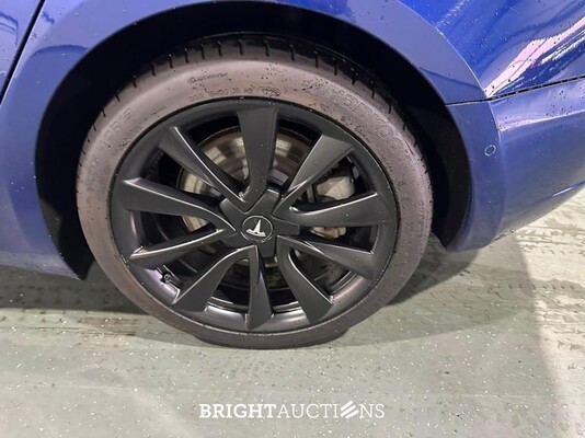 Tesla Model 3 Standard RWD Plus 60 kWh 238pk 2021 (Origineel-NL), N-817-RN