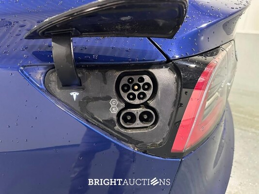 Tesla Model 3 Standard RWD Plus 60 kWh 238pk 2021 (Origineel-NL), N-817-RN