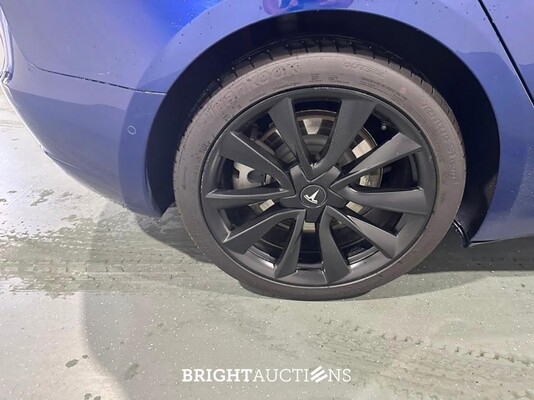 Tesla Model 3 Standard RWD Plus 60 kWh 238pk 2021 (Origineel-NL), N-817-RN