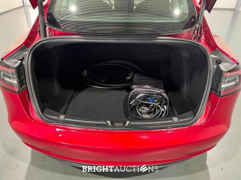 Tesla Model 3 Standard RWD Plus 60 kWh 238pk 2021 (Origineel-NL), L-266-LV