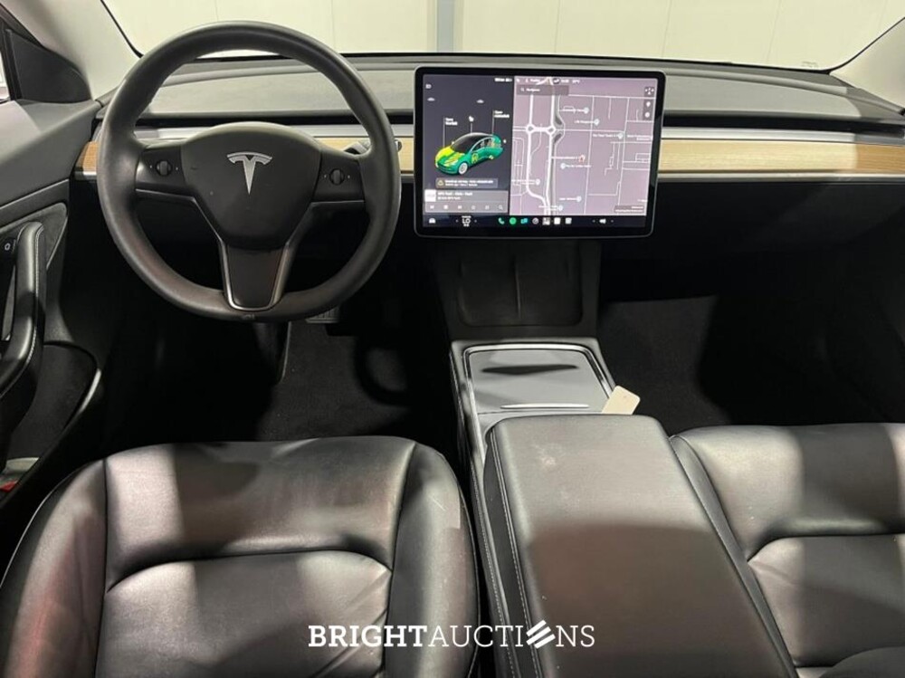 Tesla Model 3 Standard RWD Plus 60 kWh 238pk 2021 (Origineel-NL), L-266-LV