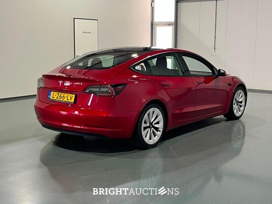 Tesla Model 3 Standard RWD Plus 60 kWh 238pk 2021 (Origineel-NL), L-266-LV