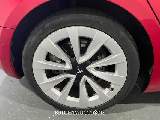Tesla Model 3 Standard RWD Plus 60 kWh 238pk 2021 (Origineel-NL), L-266-LV