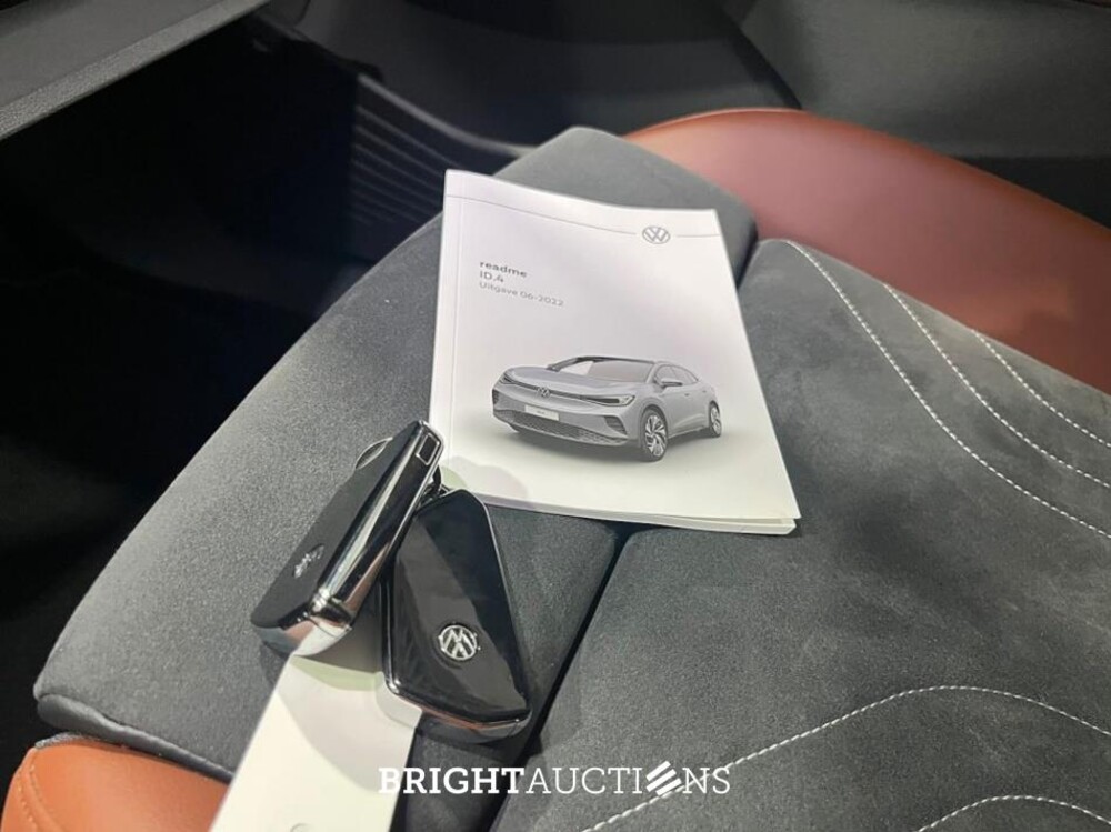 Volkswagen ID.4 Pure 52 kWh 148pk 2022 (Origineel-NL), R-696-RV