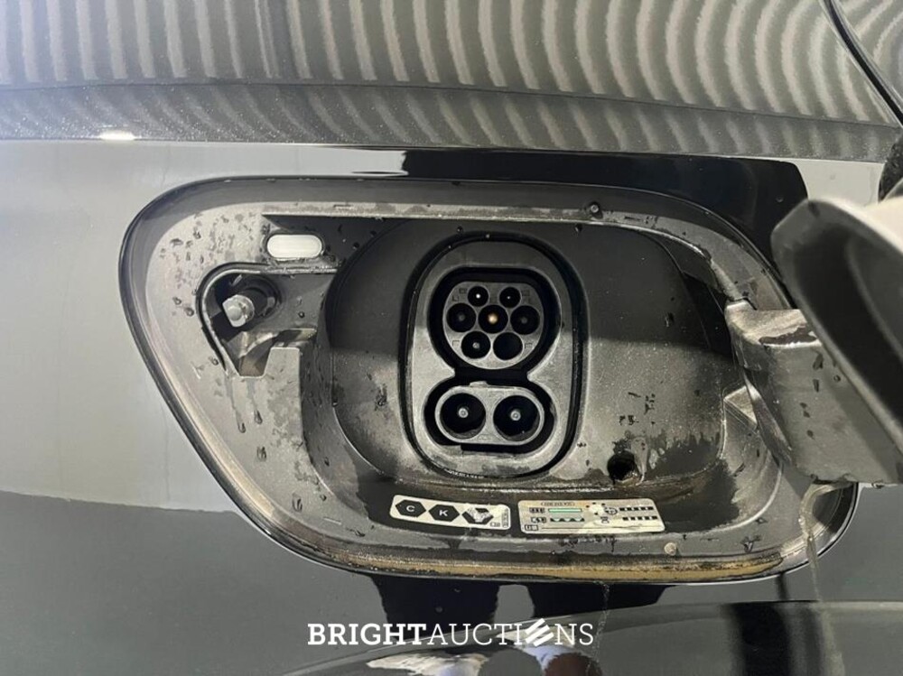 Volkswagen ID.4 Pure 52 kWh 148pk 2022 (Origineel-NL), R-696-RV